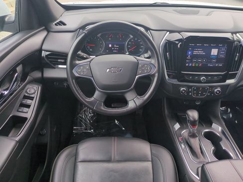 Used 2022 Chevrolet Traverse RS FWD image 32