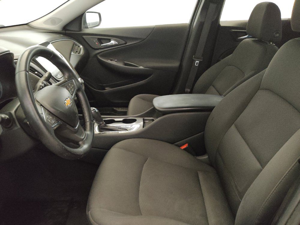 Used 2020 Chevrolet Malibu RS FWD image 17