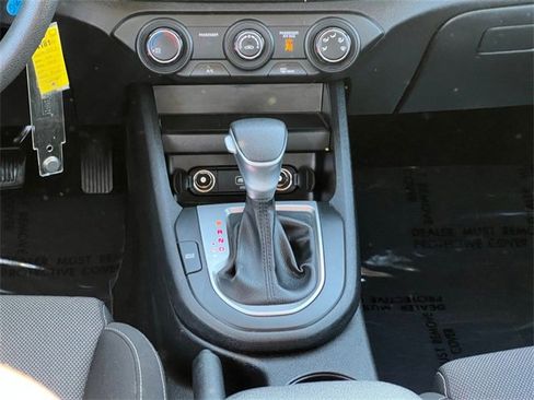 Used 2023 Kia Forte LXS image 17
