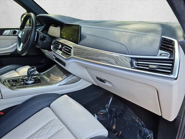 Used 2019 BMW X7 xDrive50i w/ Executive Package AWD/4WD image 26