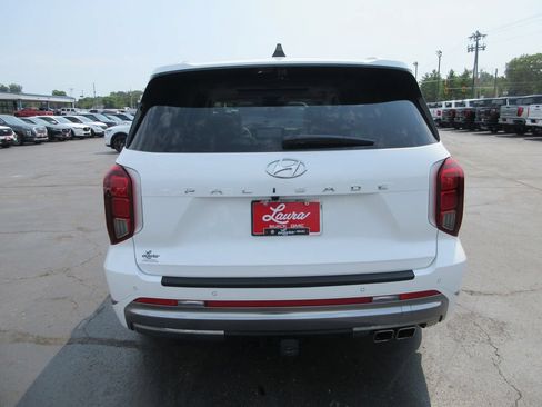 Used 2025 Hyundai Palisade Calligraphy FWD image 7