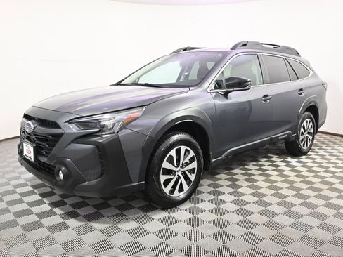 Certified 2023 Subaru Outback Premium image 2