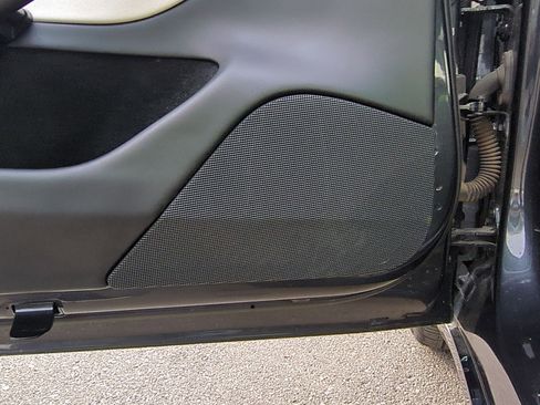 Used 2025 Tesla Model 3 Long Range image 16