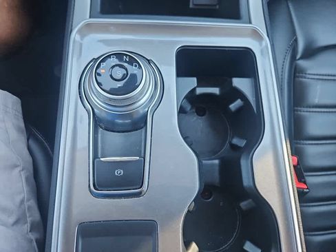 Certified 2024 Ford Edge SEL AWD/4WD image 18