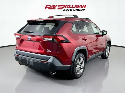 Used 2023 Toyota RAV4 XLE w/ Convenience Package AWD/4WD image 7