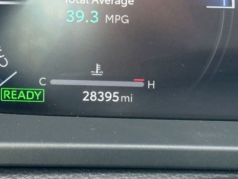 Used 2025 Toyota Crown XLE image 20