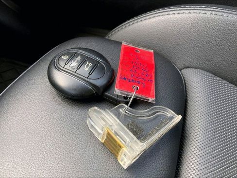 Used 2018 MINI Cooper S image 11