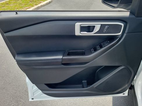 Certified 2020 Ford Explorer 2WD image 14