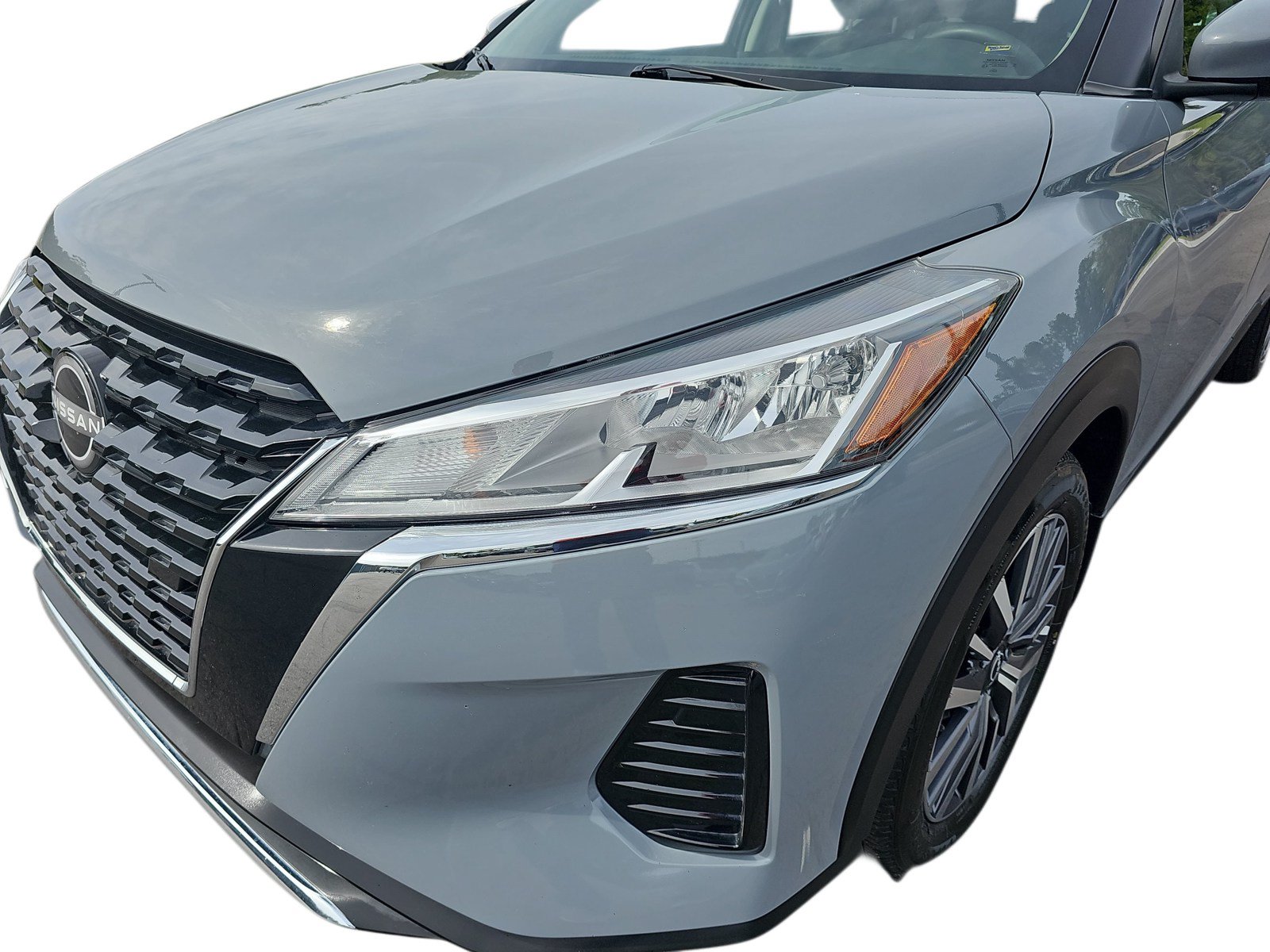 Used 2024 Nissan Kicks SV FWD image 29