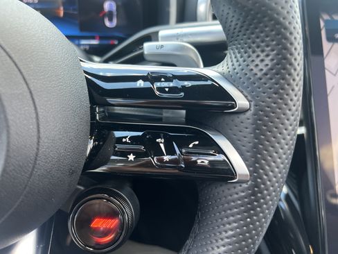 Certified 2022 Mercedes-Benz SL 63 AMG 4MATIC image 20