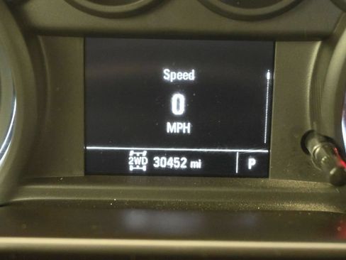 Used 2022 Chevrolet Silverado 2500 W/T AWD/4WD image 34