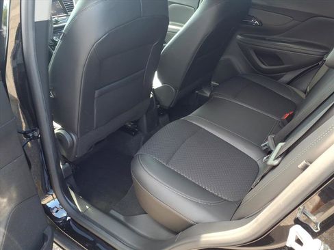 Certified 2022 Buick Encore Preferred image 8