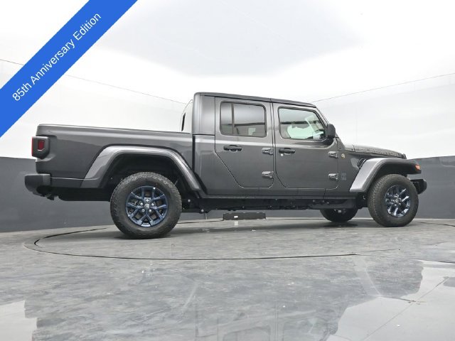 New 2026 Jeep Gladiator Sport AWD/4WD image 47