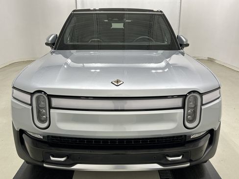 Used 2024 Rivian R1S Adventure Quad AWD/4WD image 8