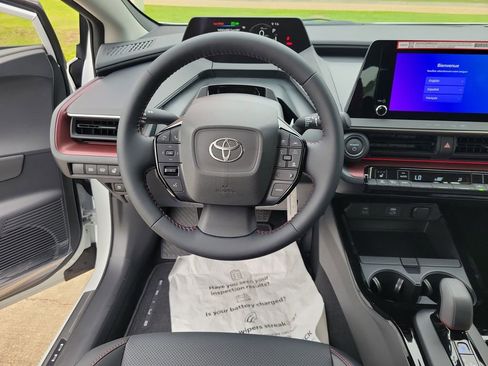 New 2026 Toyota Prius Plug-In Hybrid FWD image 20