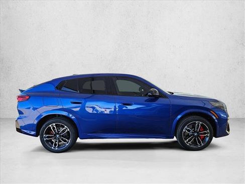 Used 2026 BMW X2 xDrive28i w/ Technology Package AWD/4WD image 4