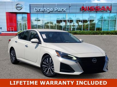 Used 2023 Nissan Altima 2.5 SV