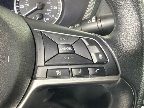 Used 2024 Nissan Sentra SV FWD image 25