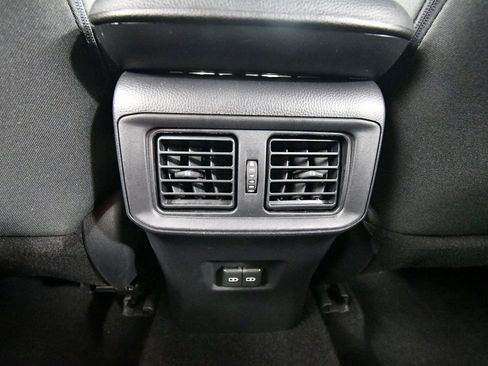 Used 2025 Toyota RAV4 XLE image 15