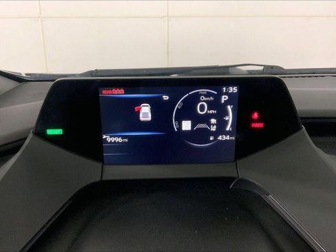 Used 2024 Toyota Prius LE image 19