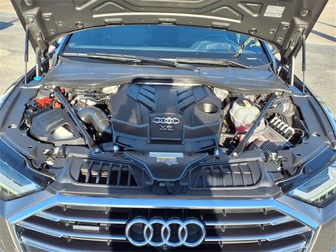 Used 2019 Audi A8 L 3.0T w/ Executive Package image 3