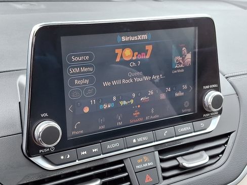 Used 2020 Nissan Altima 2.5 SV FWD image 18