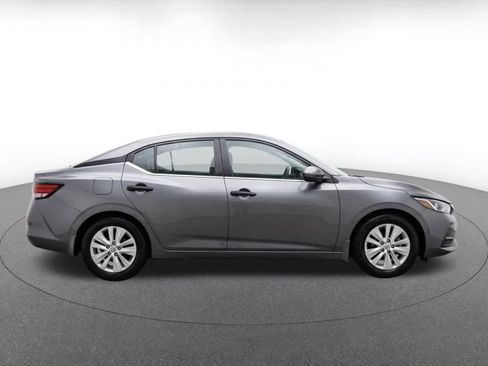 Used 2025 Nissan Sentra S FWD image 9