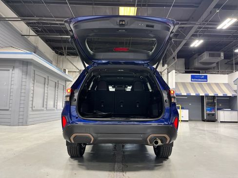 Used 2025 Subaru Forester Sport AWD/4WD image 9