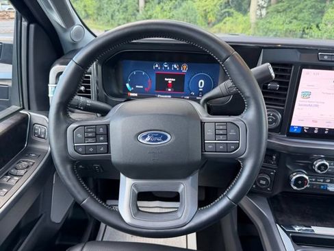 Certified 2024 Ford F250 Lariat w/ Lariat Ultimate Package AWD/4WD image 16