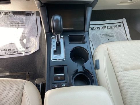 Used 2016 Subaru Outback 2.5i Limited image 22