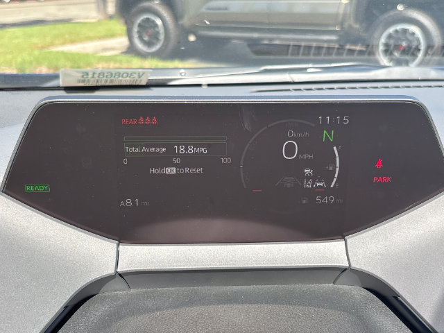 New 2027 Toyota Prius LE FWD image 32