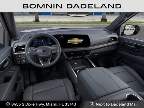 New 2026 Chevrolet Suburban Z71 w/ Z71 Off-Road Package AWD/4WD image 15