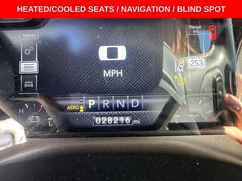 Used 2021 RAM 1500 Limited image 8