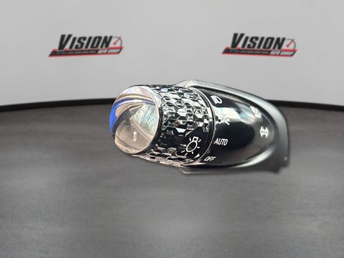 Certified 2023 Hyundai Elantra Limited w/ Preferred Accessory Package image 23