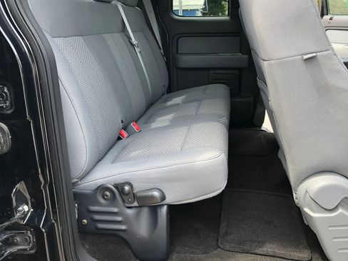 Used 2011 Ford F150 XLT w/ XLT Chrome Pkg RWD image 16