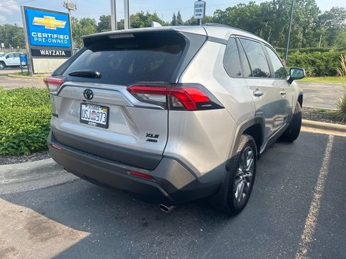 Used 2025 Toyota RAV4 XLE Premium w/ Weather Package AWD/4WD image 7