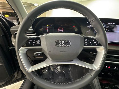 Used 2025 Audi Q5 Premium AWD/4WD image 24