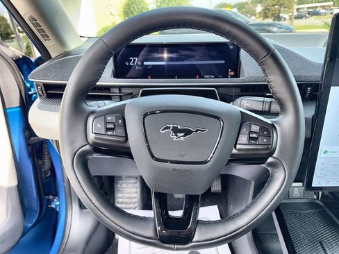Used 2025 Ford Mustang Mach-E Premium AWD/4WD image 11