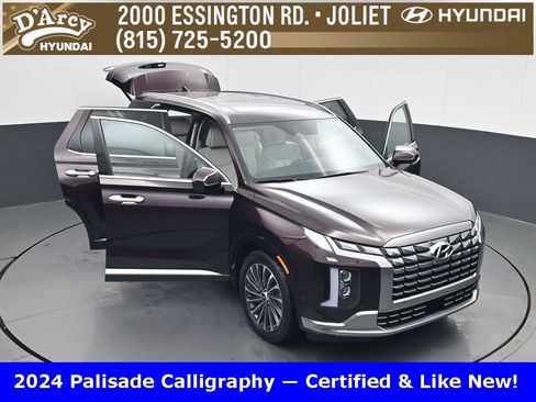 Used 2024 Hyundai Palisade Calligraphy image 30
