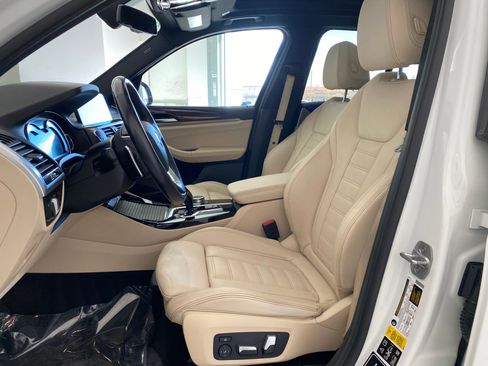 Used 2018 BMW X3 xDrive30i w/ Premium Package image 5