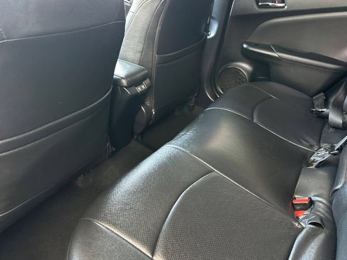 Used 2021 Toyota Prius Prime XLE w/ Carpet Mat Package (TMS) FWD image 12