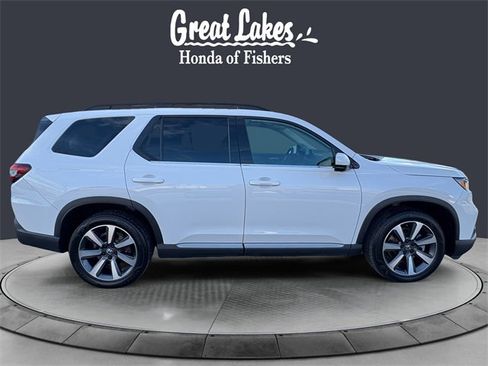 Used 2024 Honda Pilot Elite image 6