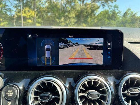 Certified 2025 Mercedes-Benz GLA 250 image 13