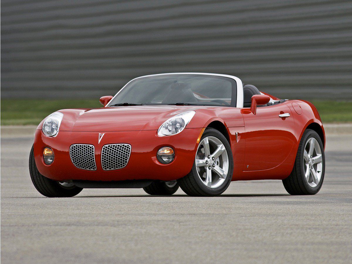Used 2009 Pontiac Solstice Convertible w/ Convenience Package RWD image 1