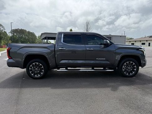 Used 2024 Toyota Tundra Limited AWD/4WD image 7