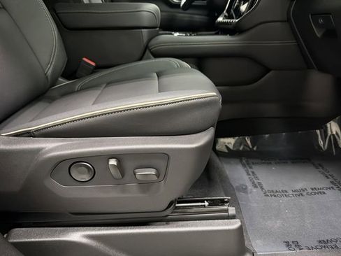 New 2026 GMC Yukon Elevation w/ Elevation Premium Package image 23