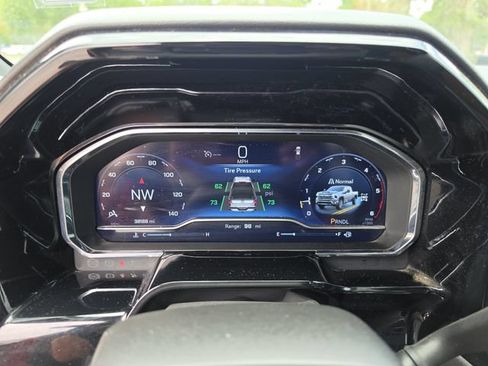 Used 2025 Chevrolet Silverado 2500 High Country w/ Technology Package AWD/4WD image 38