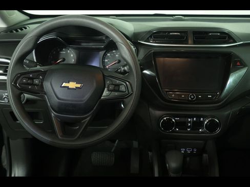 Used 2023 Chevrolet TrailBlazer LT w/ Convenience Package image 14