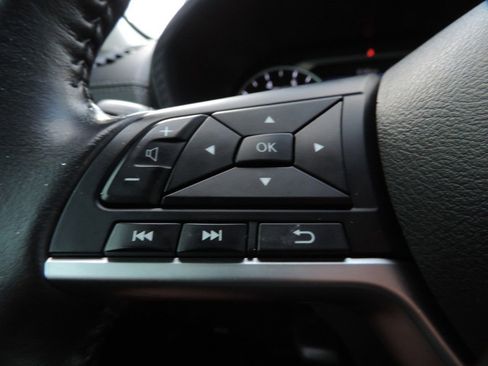 Certified 2022 Nissan Sentra SV image 24