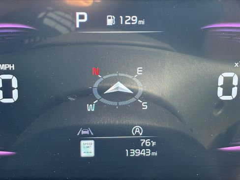 Certified 2025 Kia Sportage X-Line w/ Premium Package AWD/4WD image 35
